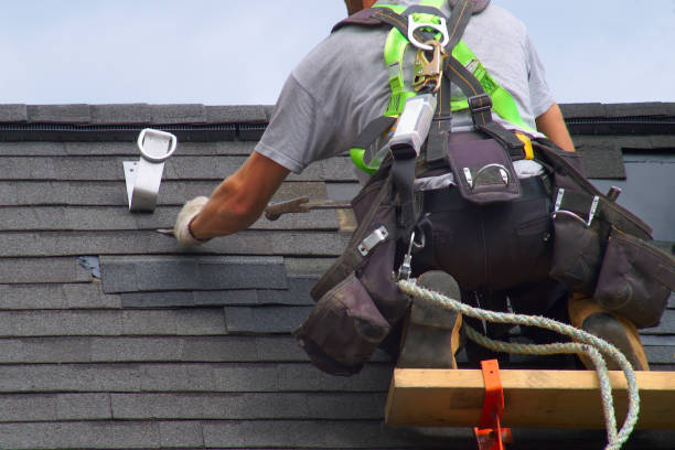 Quick and Trustworthy Emergency Roof Repair Services in Conway, FL